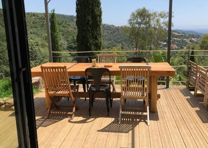 Nouveau ! Pleine Nature Et Vue Au Lavandou فيلة